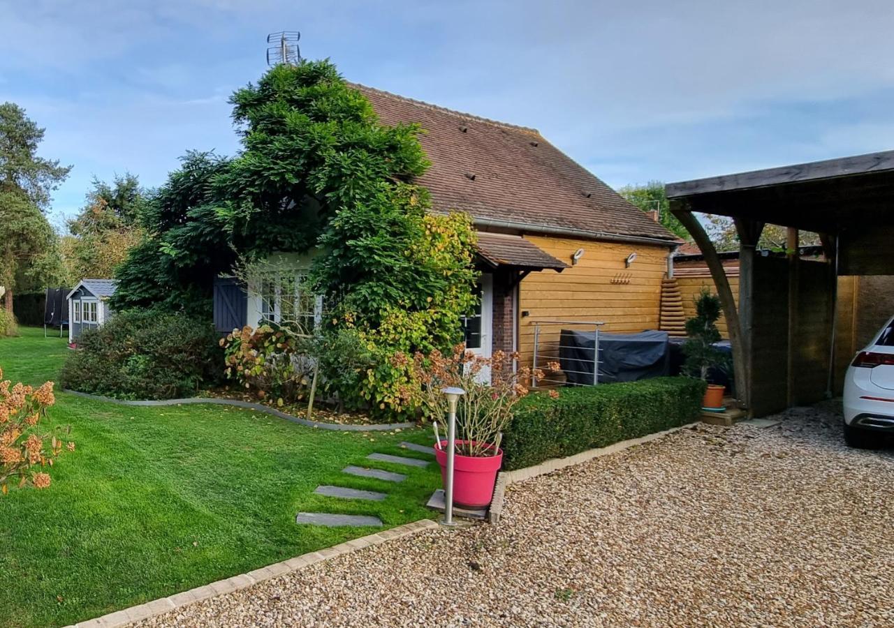 Vila La Berceuse Normande Dampierre-sur-Avre Exteriér fotografie